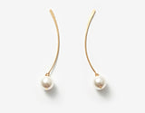 MONDAY EDITION(マンデイエディション) Arc Line Droped Pearl Earrings