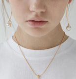 MONDAY EDITION(マンデイエディション) Arc Line Droped Pearl Earrings