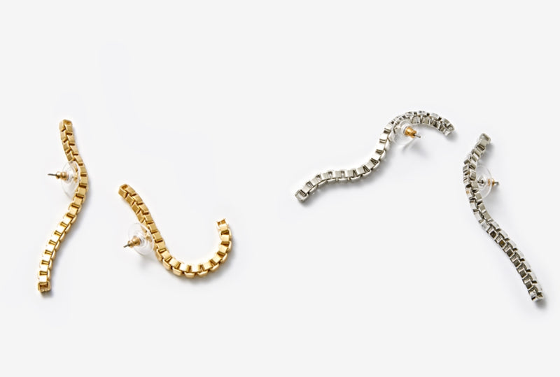 MONDAY EDITION(マンデイエディション) Simple Phorcys Earrings