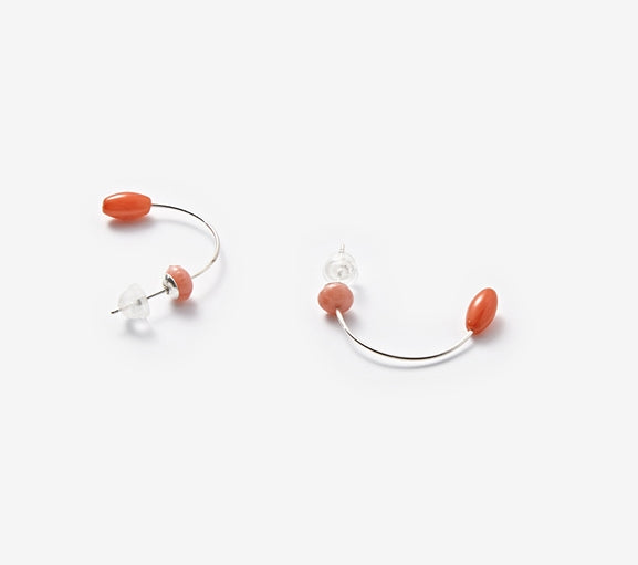 MONDAY EDITION(マンデイエディション)   Corallites Assembly Simple Earrings