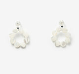 MONDAY EDITION(マンデイエディション)  Circle Seashell Earrings