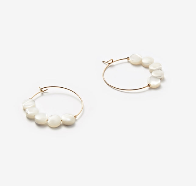 MONDAY EDITION(マンデイエディション)  Half Seashell Earrings