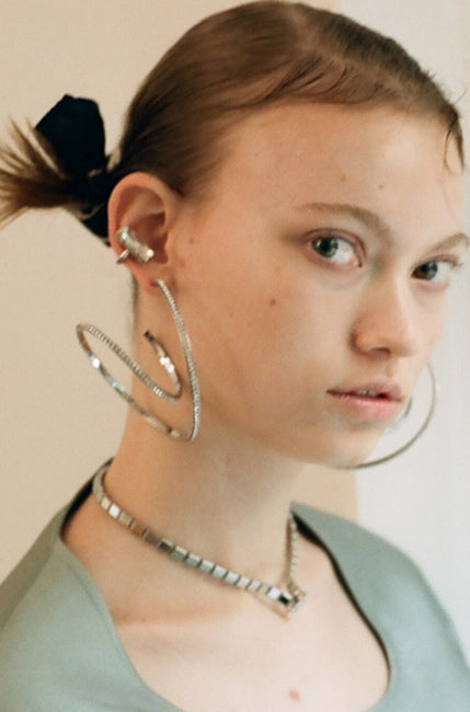 MONDAY EDITION(マンデイエディション)  Big Coil Itself Earrings