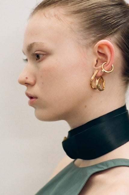 MONDAY EDITION(マンデイエディション)  Small Coil Itself Earrings