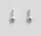 MONDAY EDITION(マンデイエディション) The 4 Pearls Earrings
