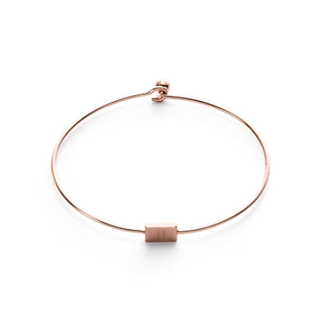 MONDAY EDITION(マンデイエディション) usual square initial thin bangle