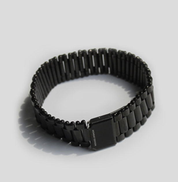 MONDAY EDITION(マンデイエディション) ME Watch Bracelet - black