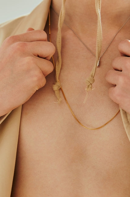 MONDAY EDITION(マンデイエディション)  golden thin chain necklace