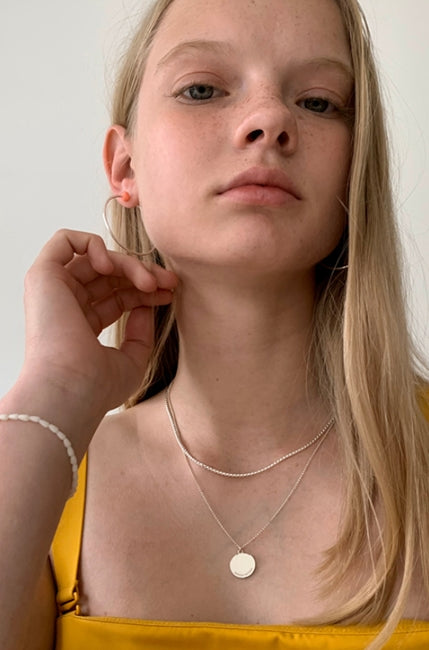 MONDAY EDITION(マンデイエディション) Arc Logo Pendant Necklace