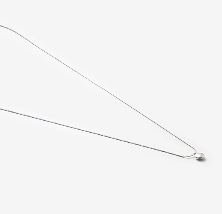 MONDAY EDITION(マンデイエディション)  Tiny Pebble Long Necklace