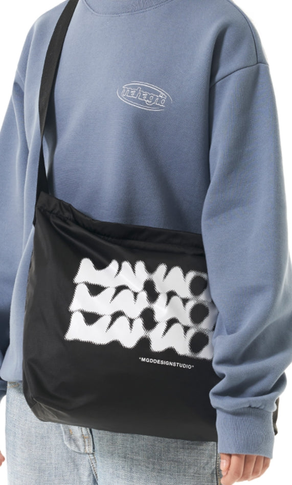 mahagrid (マハグリッド)  DOT LOGO SOFT SHOULDER BAG [BLACK]