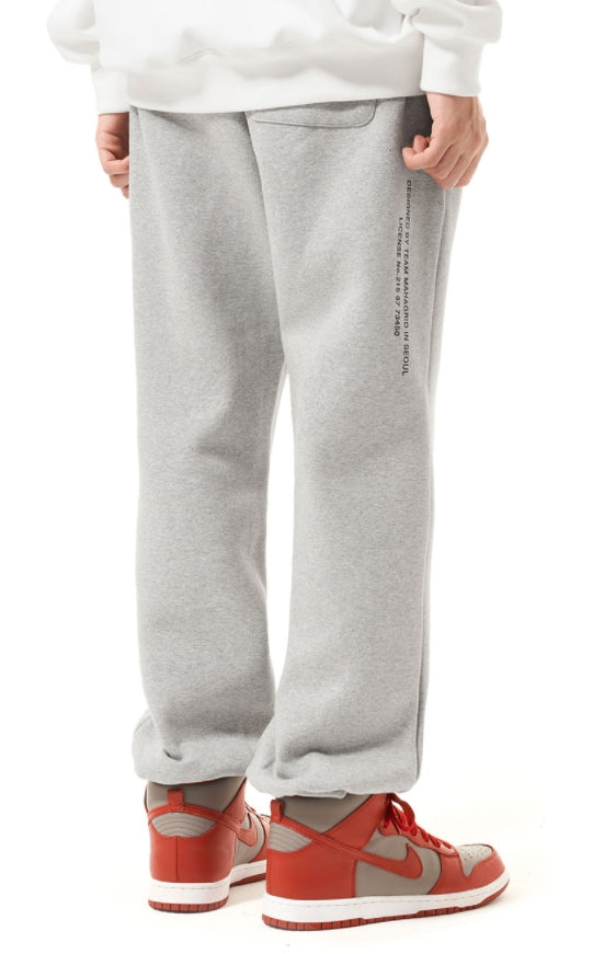 mahagrid (マハグリッド)  DOT LOGO SWEATPANTS [GREY]