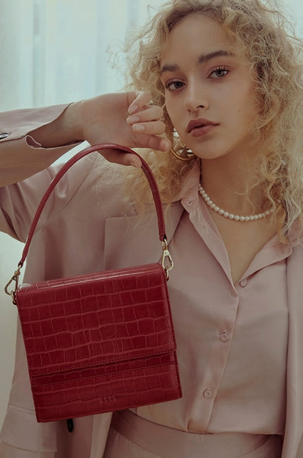 BBYB(ビービーワイビー)  Croc Lily Bag (Samba Red)