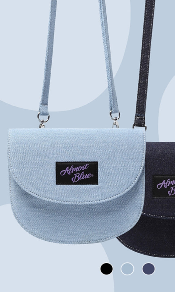 オルモストブルー(Almost Blue) DENIM HALF MOON CROSS BAG