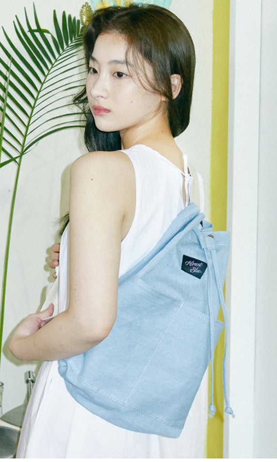 オルモストブルー(Almost Blue) DENIM BUCKET SLING BAG