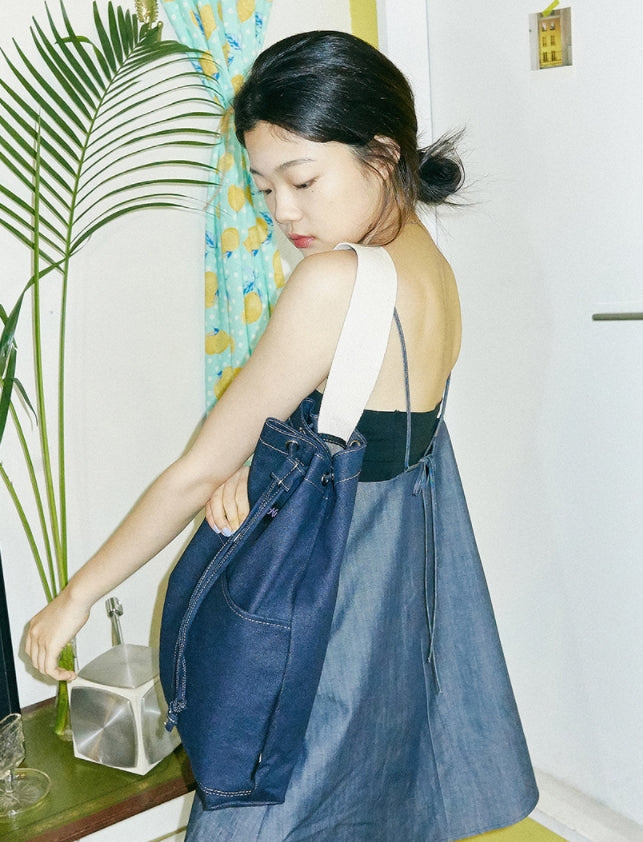 オルモストブルー(Almost Blue) DENIM BUCKET SLING BAG