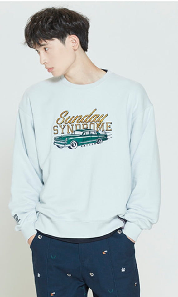 ロマンティッククラウン(ROMANTIC CROWN) SUNDAY SYNDROME CADILLAC SWEATSHIRT_SKY BLUE