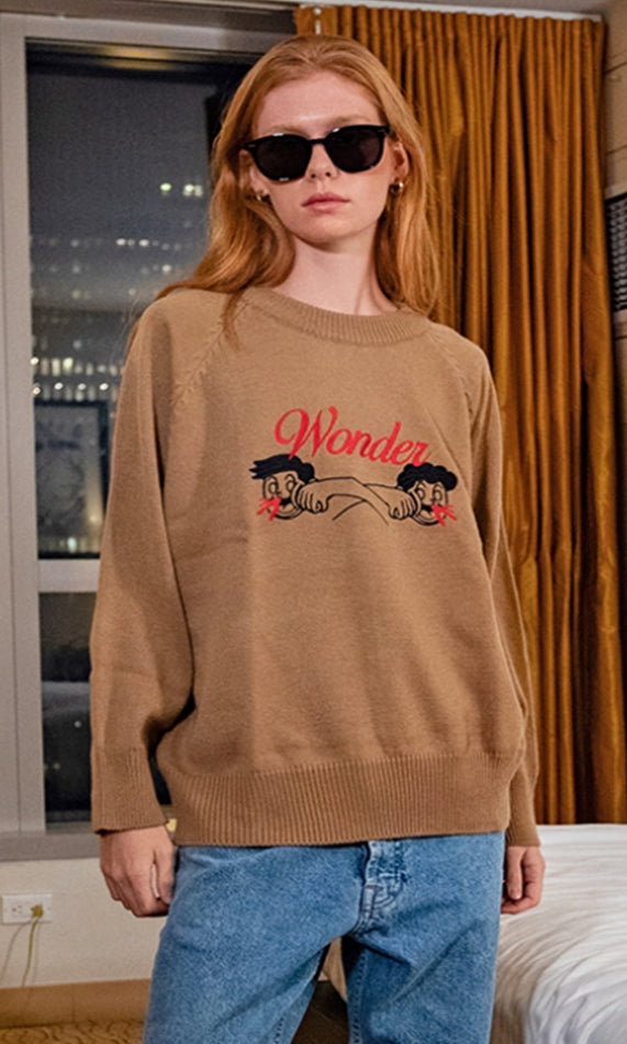 ワンダービジター(WONDER VISITOR)  2020 Signature embroidery Knit [Mocha beige]