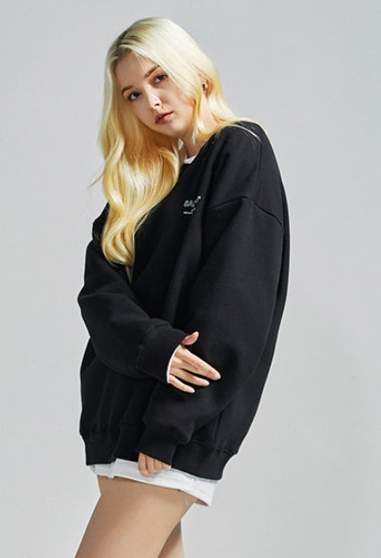 セイントペイン(SAINTPAIN)  SP Out Line Logo Crew Neck-Black