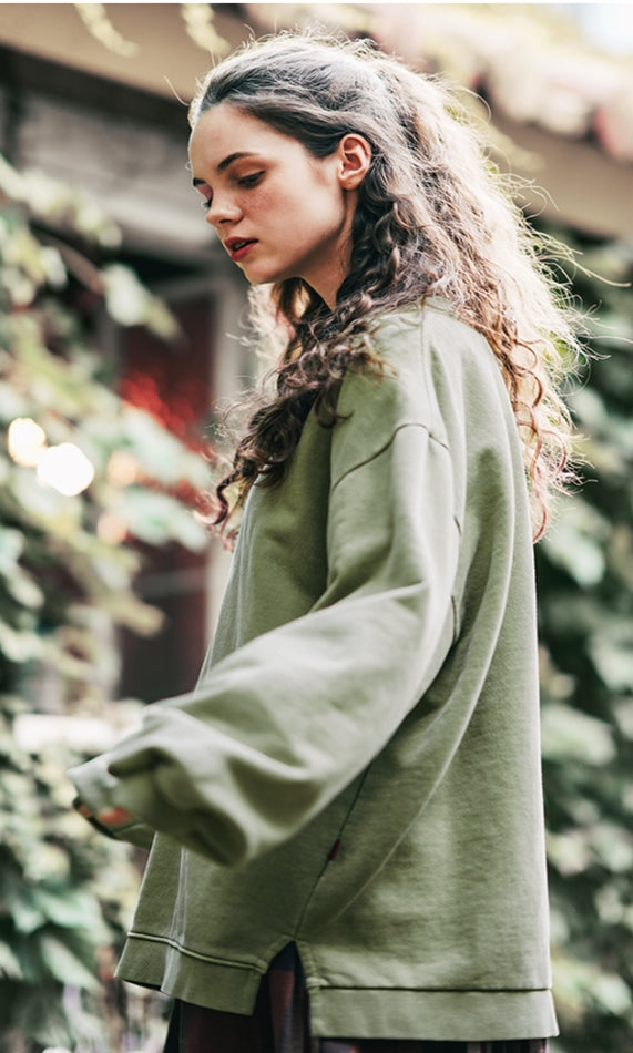 ダブルユーブイプロジェクト(WV PROJECT) Pigment Slit Sweatshirt Khaki JJMT7436