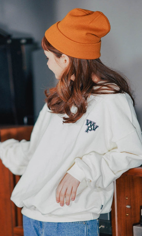 ダブルユーブイプロジェクト(WV PROJECT) Double Square Man to Man Cream CJMT7370