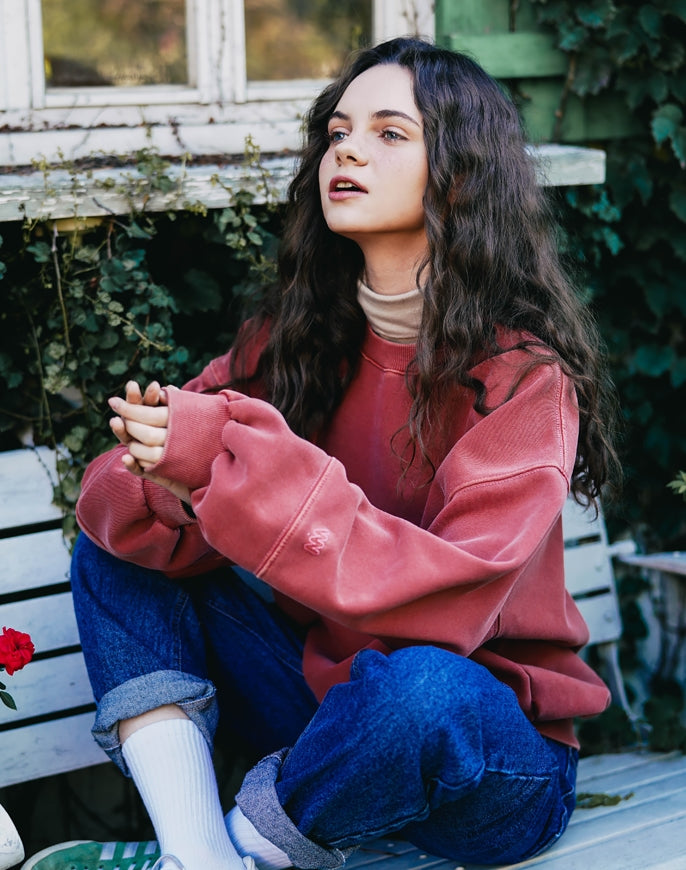 ダブルユーブイプロジェクト(WV PROJECT) Grain Pigment Sweatshirt RedBrown MJMT7435