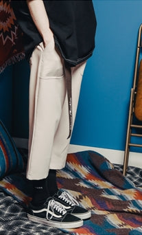 ダブルユーブイプロジェクト(WV PROJECT) BELT BANDING CROP PANTS LIGHT GREY JJLP7257