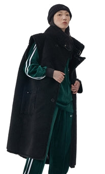 MMIC(エムエムアイシー) ENAMEL MOUTON VEST BK