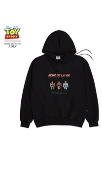 アクメドラビ(acme' de la vie)  [TOY STORY X ADLV] THE COMBAT CARL JRS._HOODIE