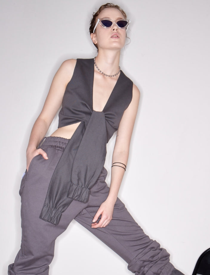 レイブレス(LABELESS)    SLEEVE STRAP CROP TOP