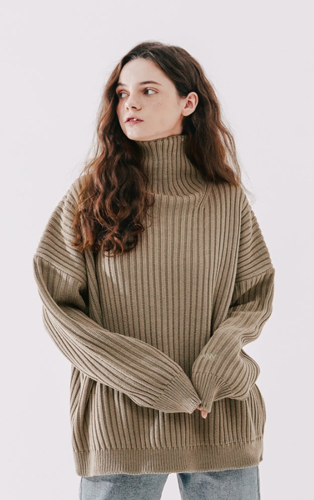 ダブルユーブイプロジェクト(WV PROJECT)  Peanut Butter Turtleneck Knit Beige CJKN7434