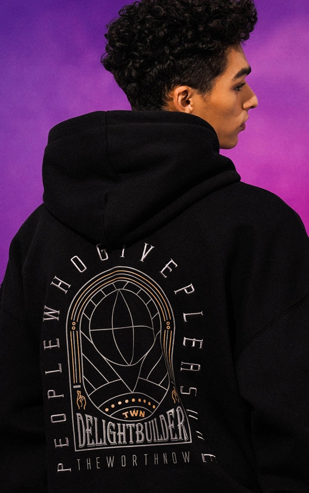 ティーダブリューエヌ(TWN)  ARCH AIR HOODIE BLACK JEHD3301