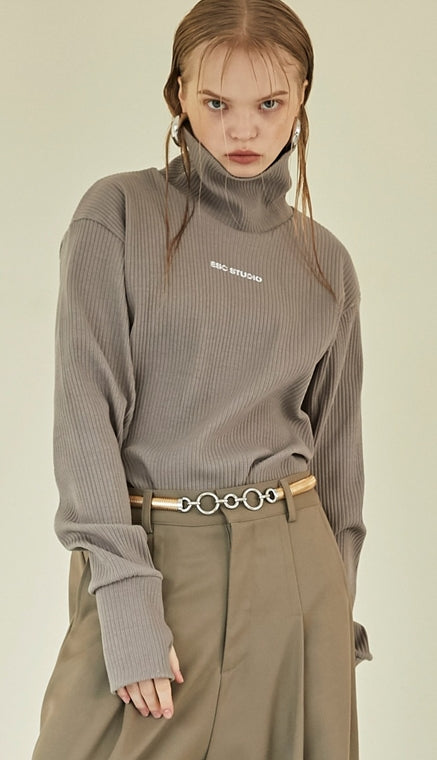 イーエスシースタジオ(ESC STUDIO)  Pleats neckpola (beige)