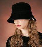 VARZAR(バザール) Corduroy label bucket hat black