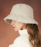 VARZAR(バザール) Monogram Label Fleece Bucket Hat cream