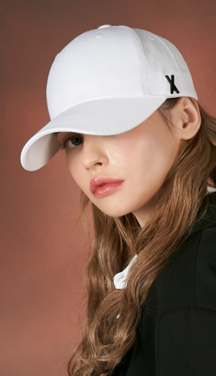 VARZAR(バザール) Matt Stud Overfit Ball Cap white