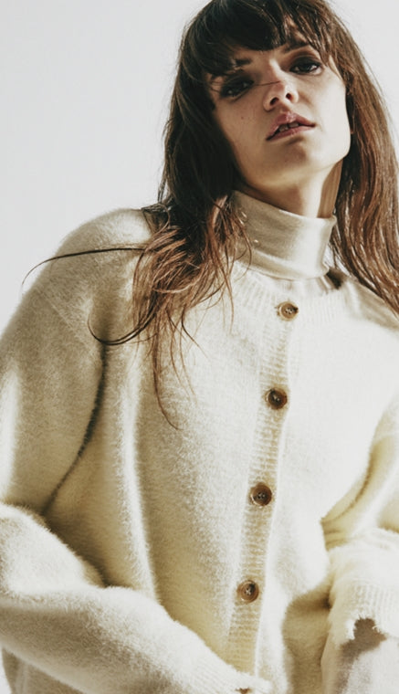 ORDINARY PEOPLE(オーディナリーピープル) DESTROYED IVORY CARDIGAN