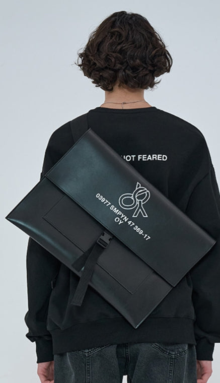 オーワイ(OY) 	WEAVE LOGO MESSENGER BAG-BLACK