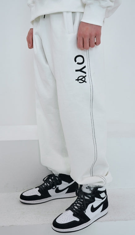 オーワイ(OY) STITCH LOGO SWEAT PANTS-WHITE