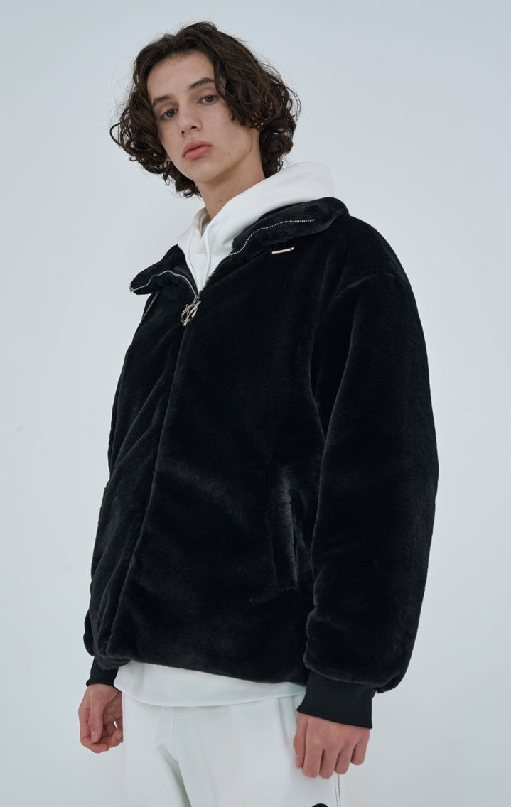 オーワイ(OY) 	BOTH ZIPPER UNBALANCE LOGO FUR JACKET-BLACK