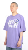 アジョバイアジョ（AJOBYAJO) Slogan T-shirt [Lilac]