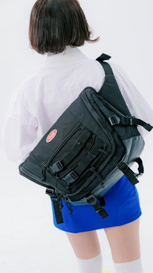 デイライフ(Daylife)  Daylife Signal Messenger Bag (BLACK)