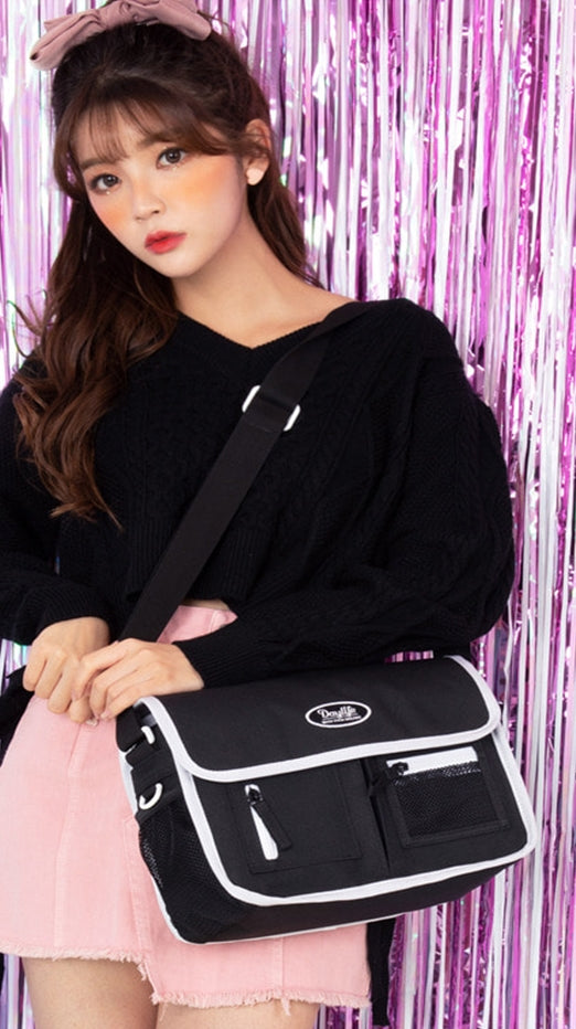 デイライフ(Daylife)  Daylife Mail messenger bag (BLACK/WJOTE)