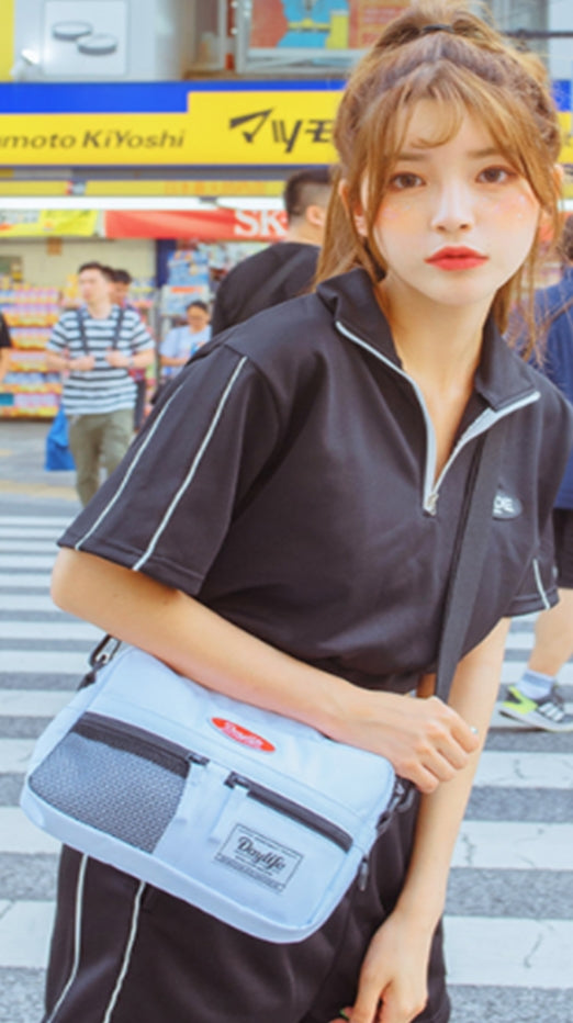 デイライフ(Daylife)  Daylife Square Cross bag (WHITE)