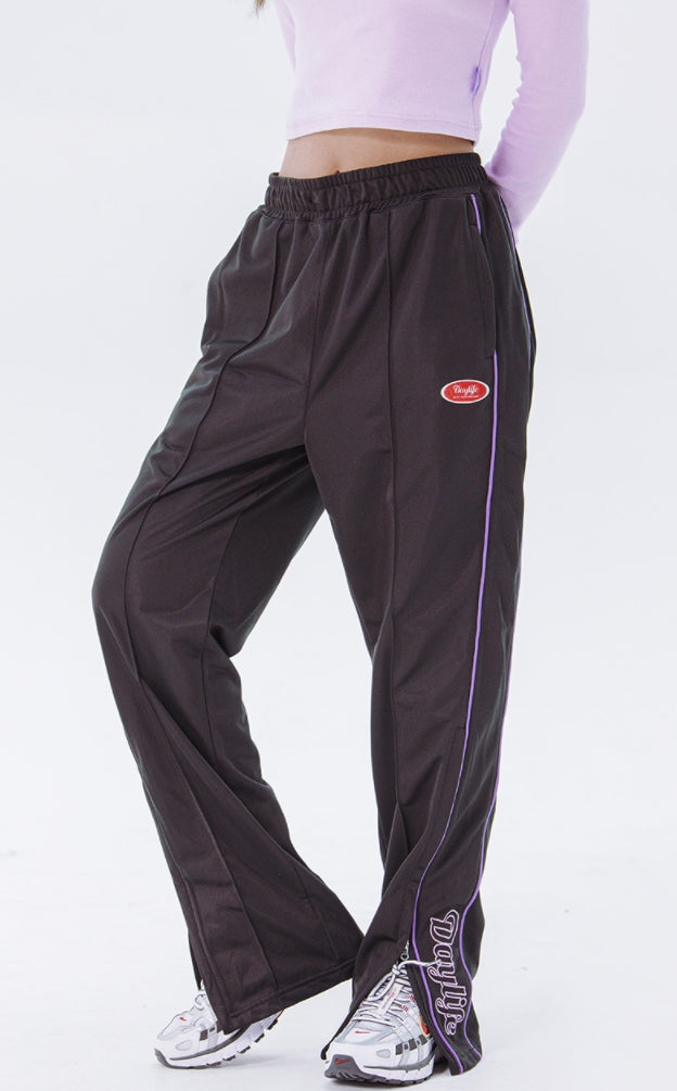 デイライフ(Daylife)  Daylife Logo track pants (BLACK)