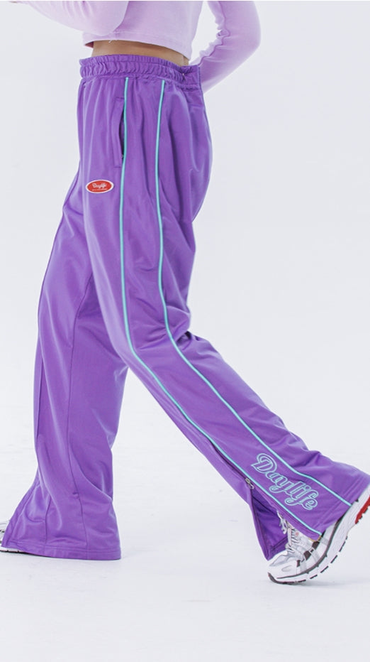 デイライフ(Daylife)  Daylife Logo track pants (PURPLE)