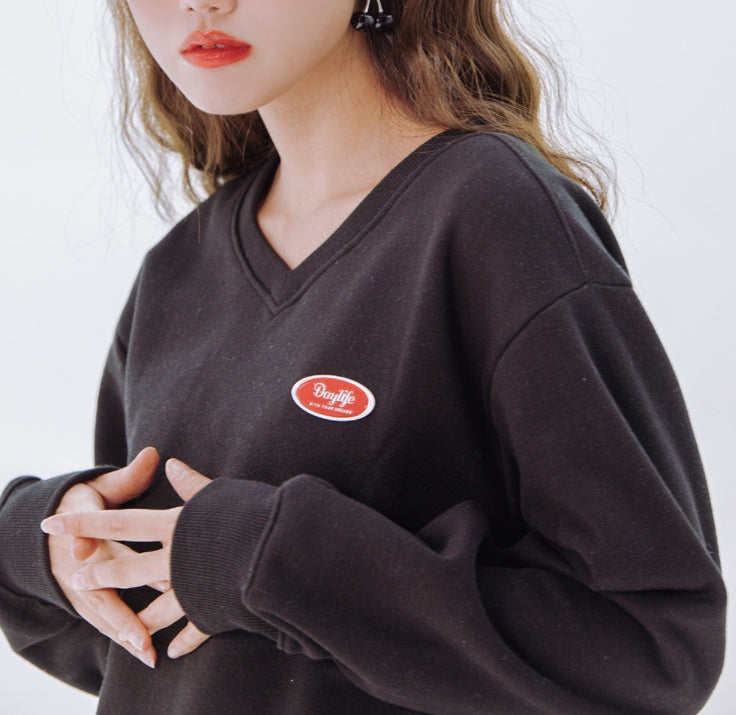 デイライフ(Daylife)  Daylife V-neck sweatshirt (BLACK)