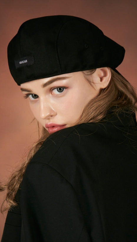 VARZAR(バザール) Retro label beret black