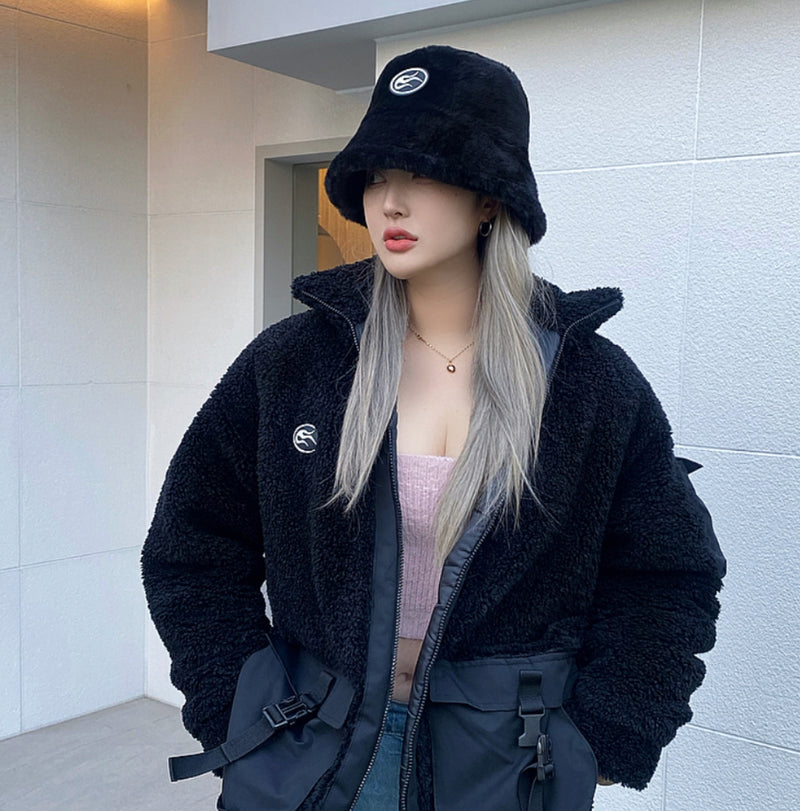 トレンディウビ(Trendywoobi) Black fleece bucket hat