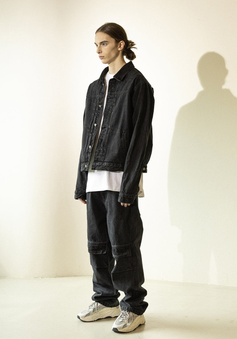 マスノウン(MASSNOUN)  PLEATS TRUCKER DENIM JACKET MFZJK002-BK